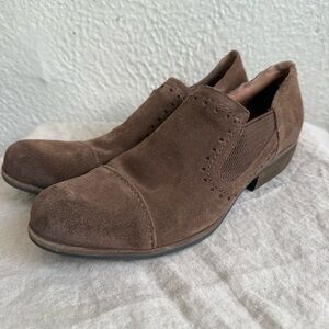 Korks by Kork-Ease Brown Suede Booties